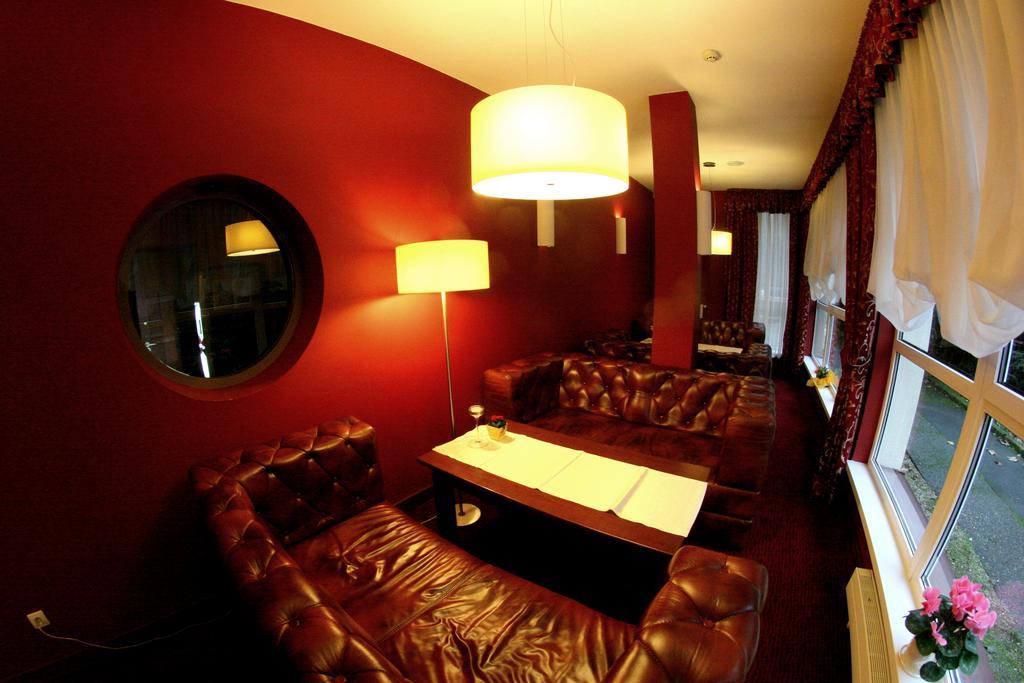 Hotel I Restauracja Złoty Las المظهر الخارجي الصورة
